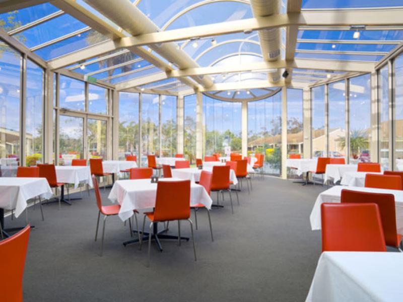 Restaurant
 - Best Western Airport Motel & Convention Centre