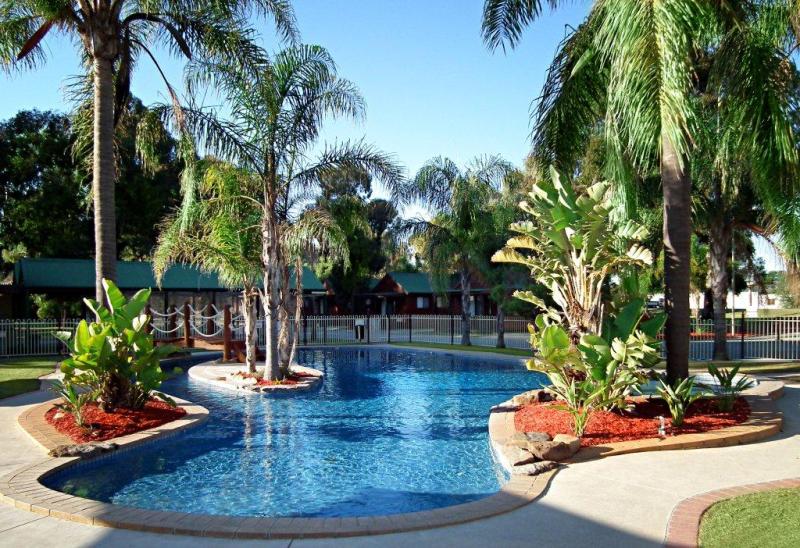 Cobram Barooga Golf Club Resort Barooga Great Rates at Travelpoint