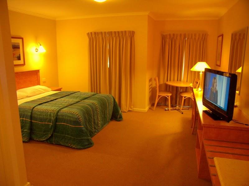Luxurious Superior Rooms (AAA 4 star rated)
 - Glen Inn