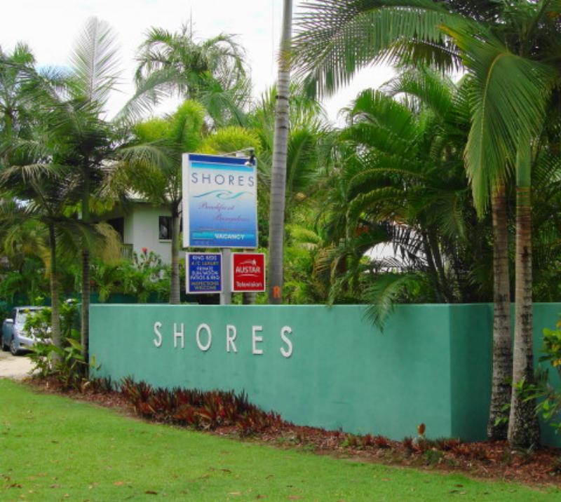 Shores Entrance. - Mission Beach Shores