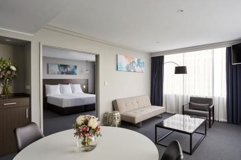 Junior Suite
 - Bayview Eden Melbourne