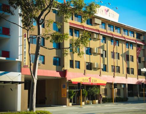 City Stay front side - City Stay Apartment Hotel