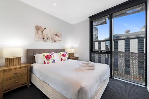 Classic Two Bedroom Two Bathroom Apartment  - Docklands Executive Apartments