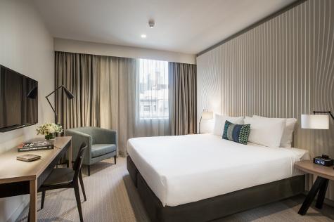 DoubleTree Melbourne Guest Room
 - DoubleTree by Hilton Melbourne - Flinders Street