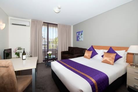 Studio
- Park Regis Concierge Apartments – Cremorne