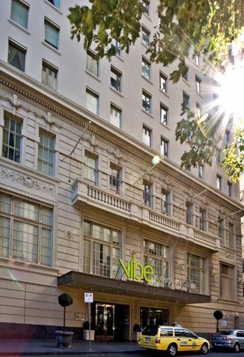 External - Vibe Savoy Hotel Melbourne