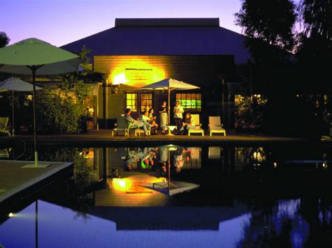 Pool - Voyages Outback Pioneer