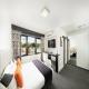 Superior Room
 - Comfort Hotel East Melbourne