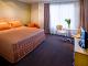 Guest Room - Queen Bed - Travelodge Phillip Street
