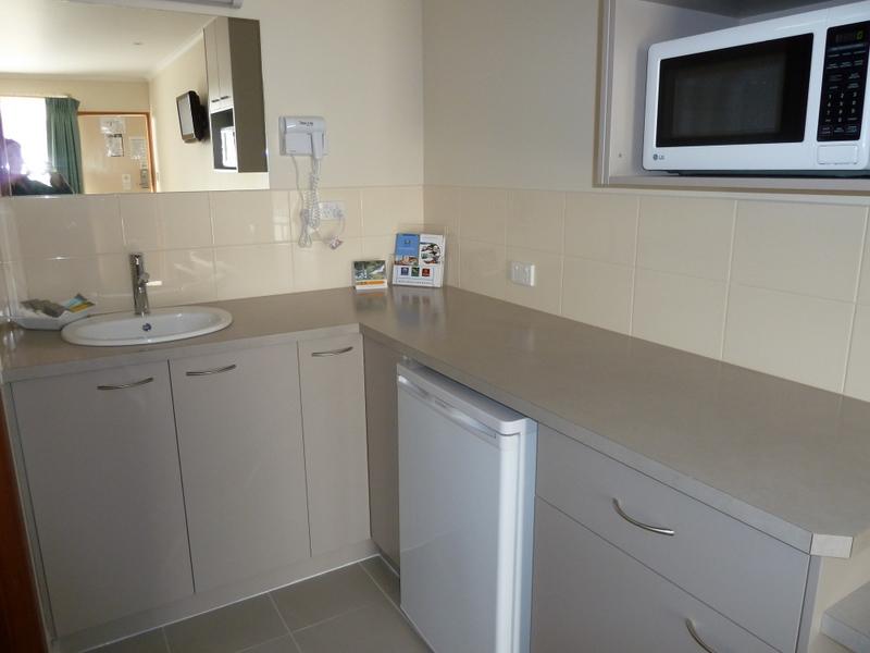 Kitchenett
 - Werribee Motel & Apartments
