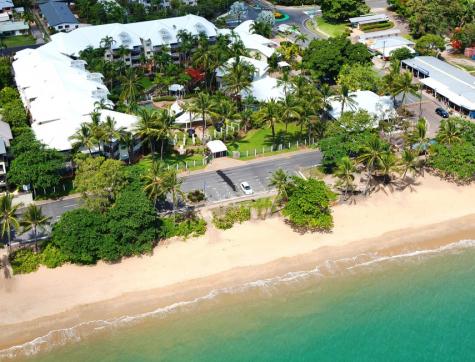 Coralsands Located on the Beachfront
- Coral Sands Resort on Trinity Beach