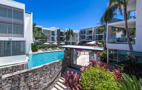 Resort Entrance - Element on Coolum Beach