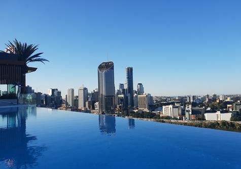 Rooftop Swimming Pool - Emporium Hotel South Bank