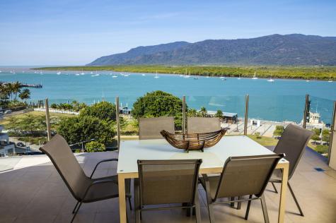 Water View Apartment - Jack & Newell Holiday Apartments Cairns