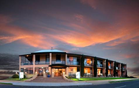 External
 - Kangaroo Island Seafront