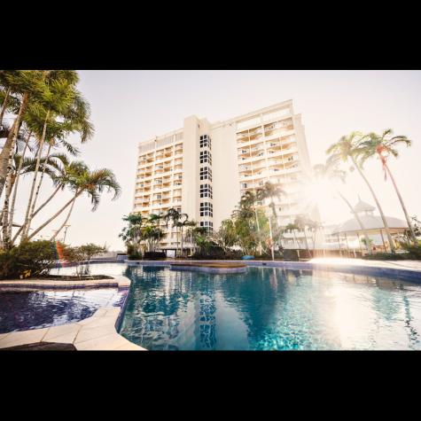 Pool
- Pullman Cairns International