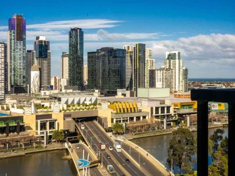 Two Bedroom Premier Apartment - Riverside Apartments Melbourne