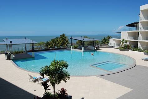 Pool
- Vue Apartments Trinity Beach